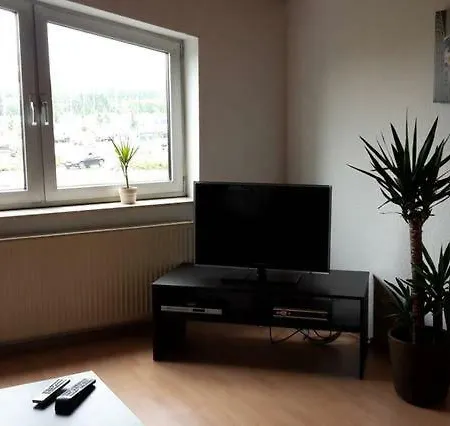 Apartment Tla With Garden